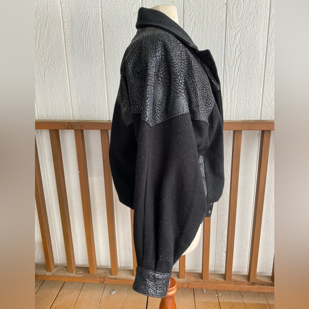 Vintage 80s/90s wool & leather oversized bomber jacket - Picture 8 of 13